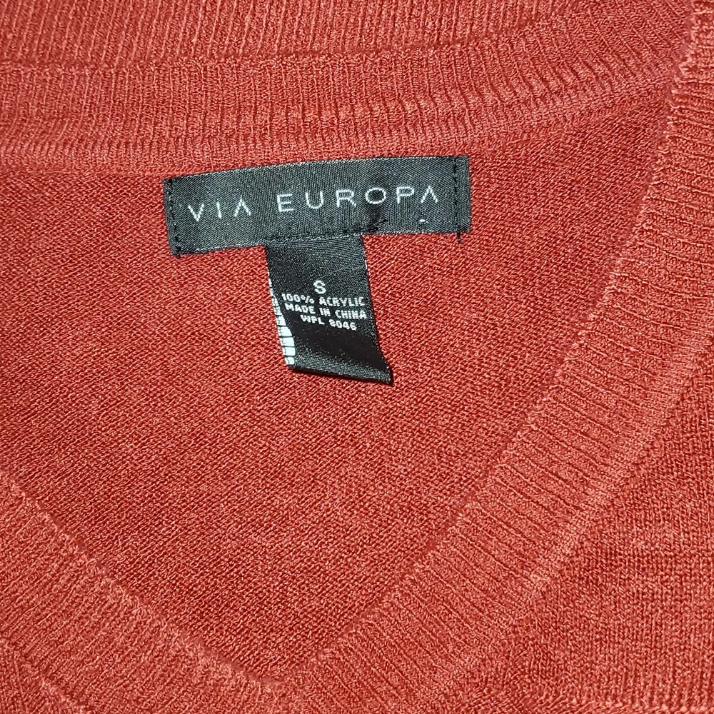 COPY - NWOT Checked Ridges Sweater Red Color - Picture 8 of 8